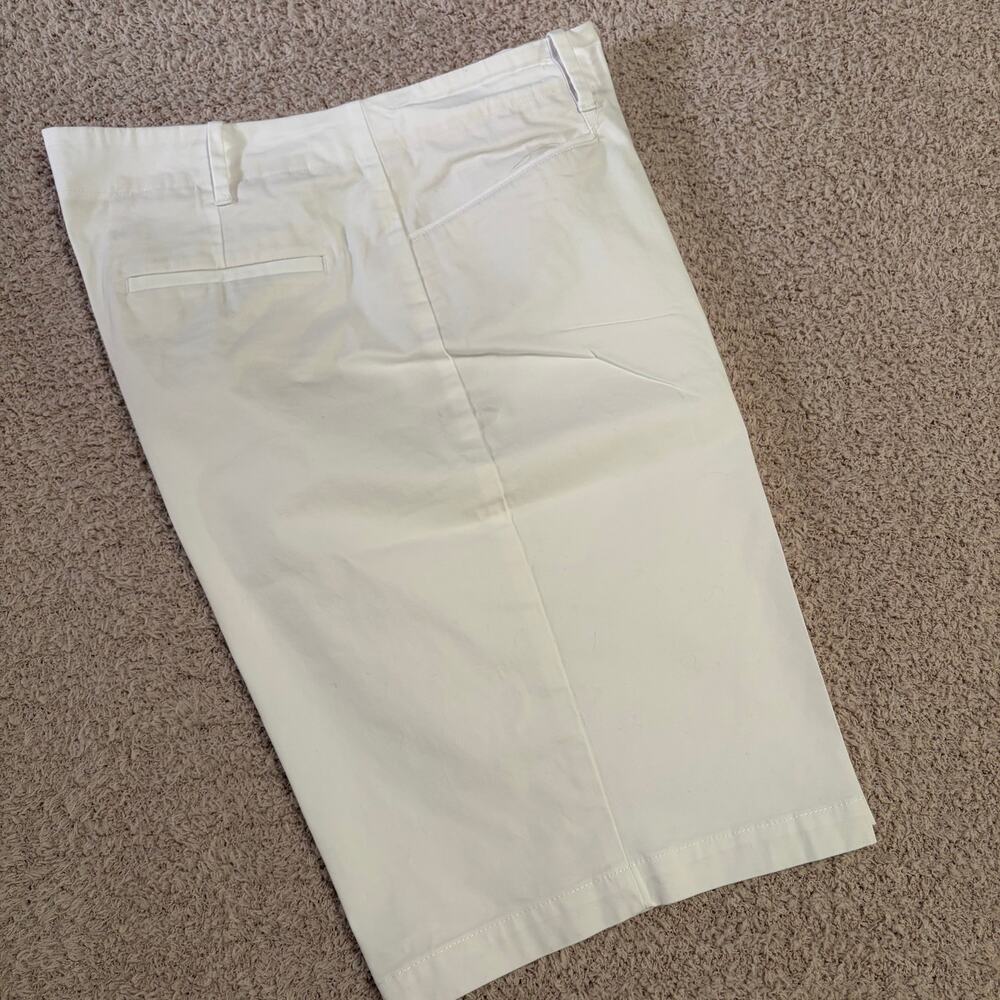 Talbots White Chino Cotton Blend Flat Front Bermuda Shorts Womens 14